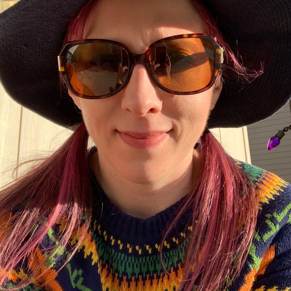 Meet your Posher, Kelly
